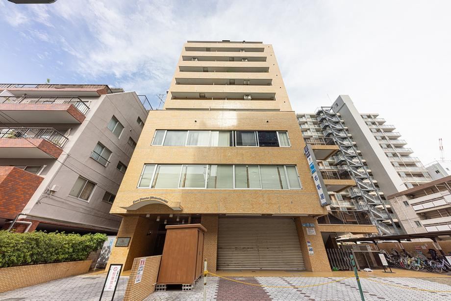 1LDK+S apartment in Mitaka, Tokyo - Photo 1