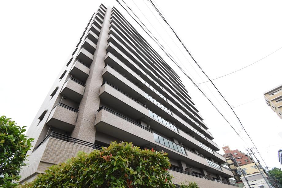 4LDK apartment in Chuo Ward, Kumamoto - Photo 1