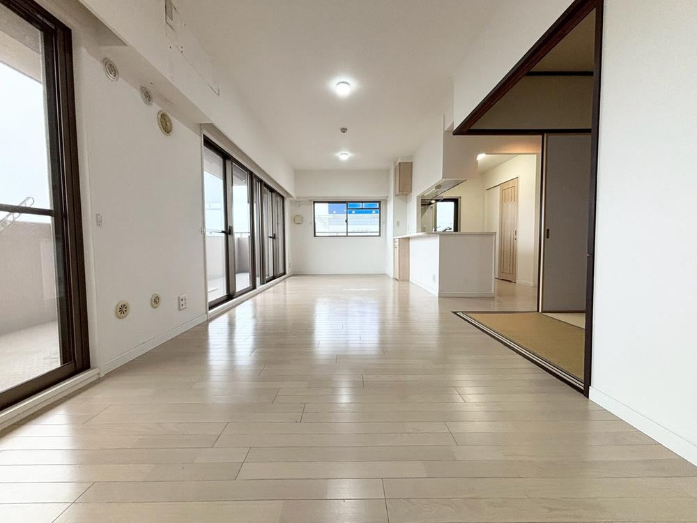 3LDK apartment in Kishiwada, Osaka - Photo 1