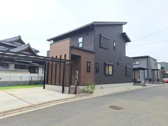 4LDK+S house in Wakayama, Wakayama - Photo 1