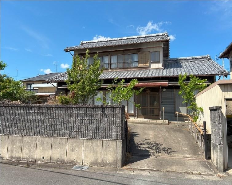 6DK house in Tsu, Mie - Photo 1