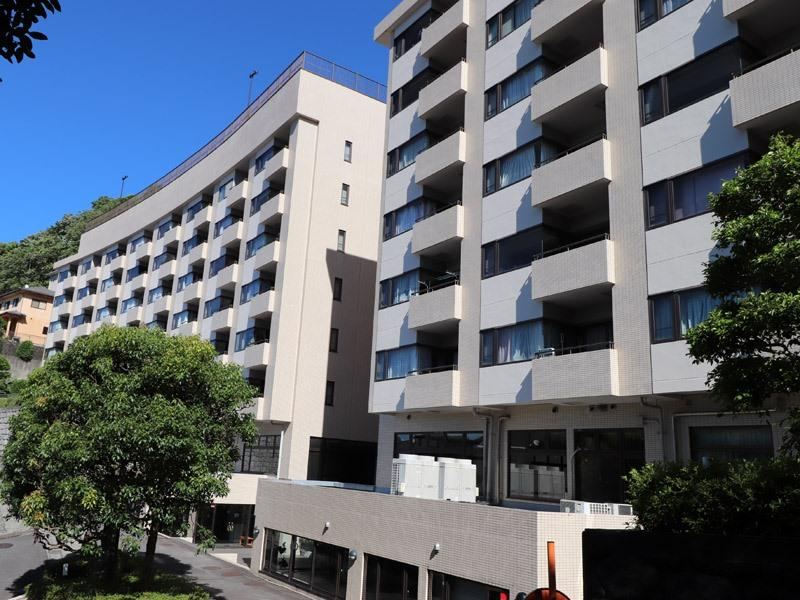 2LDK apartment in Atami, Shizuoka - Photo 1