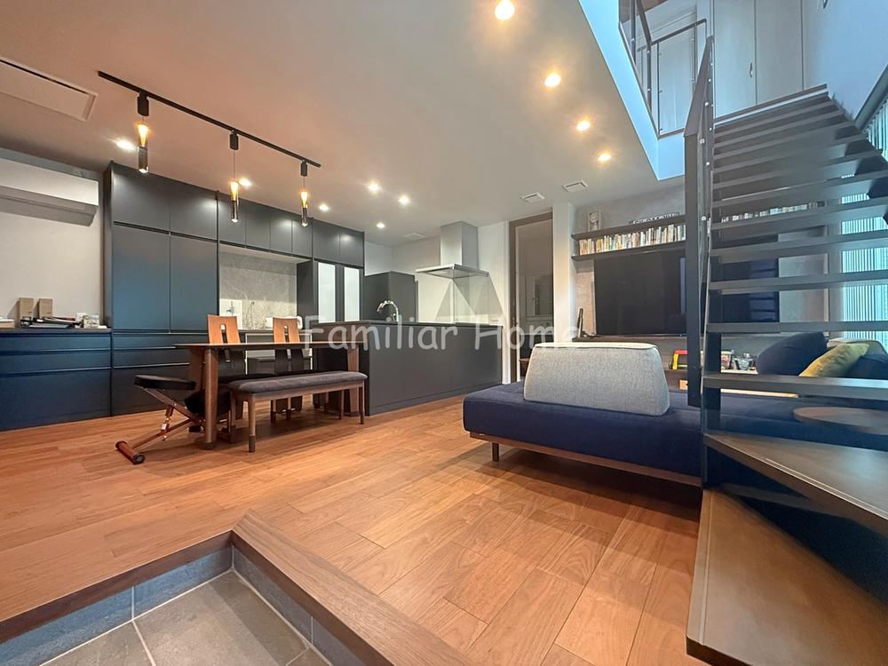 2LDK+S house in Tachikawa, Tokyo - Photo 1