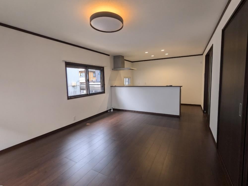 7LDK house in Mitsuke, Niigata - Photo 1