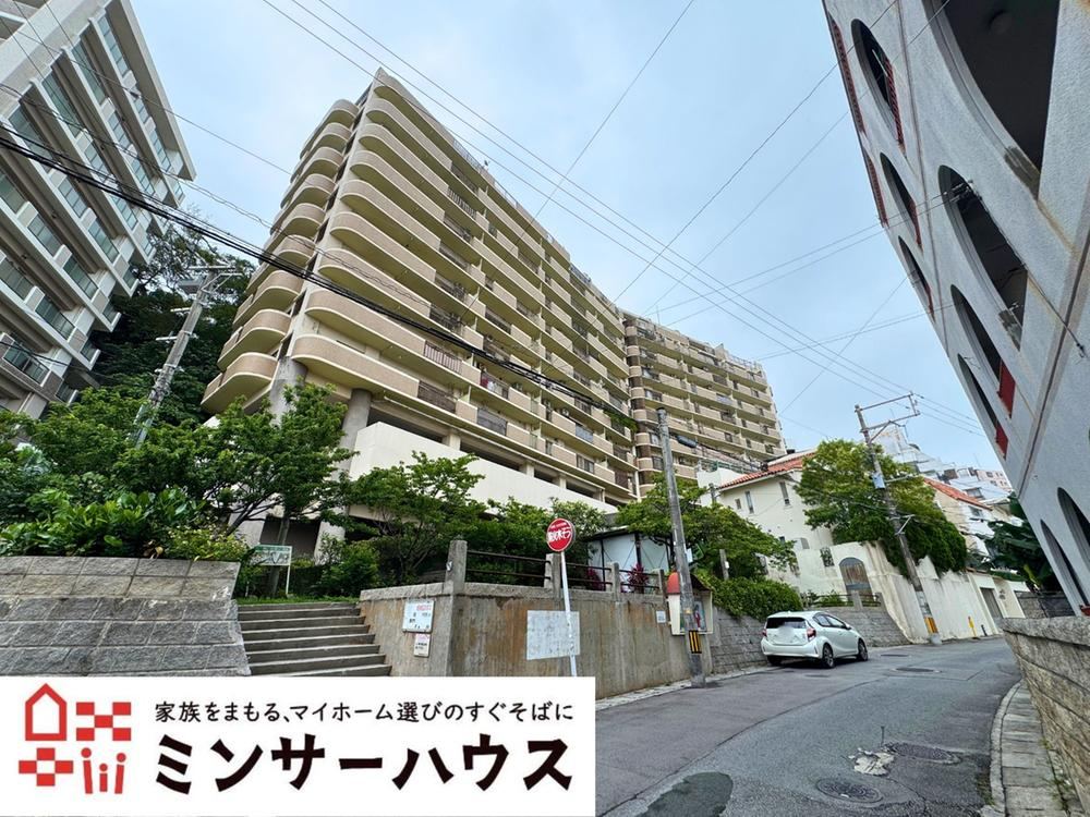 4LDK apartment in Naha, Okinawa - Photo 1