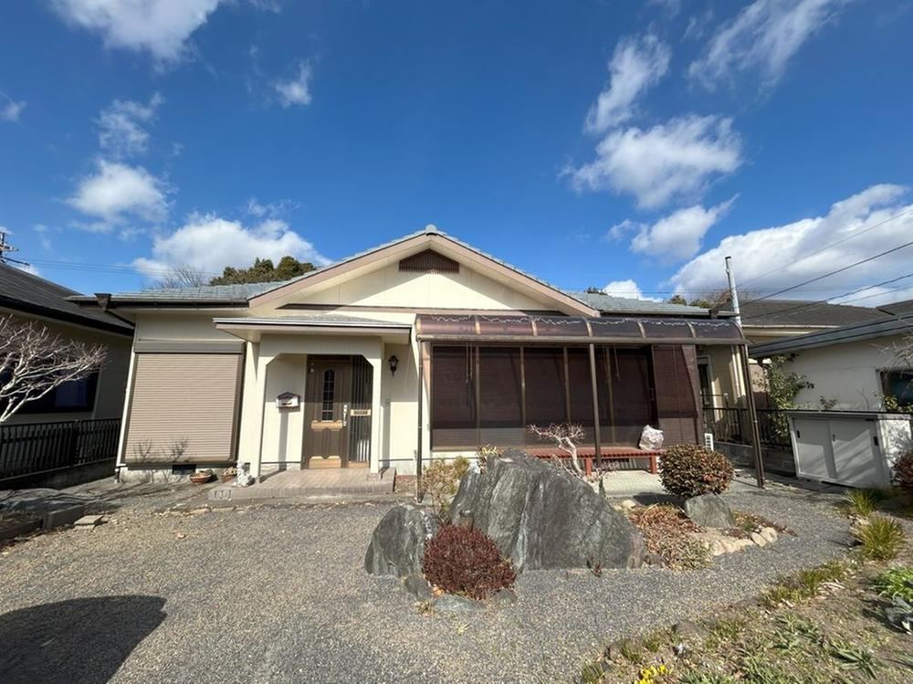 3LDK house in Miyakonojo, Miyazaki - Photo 1
