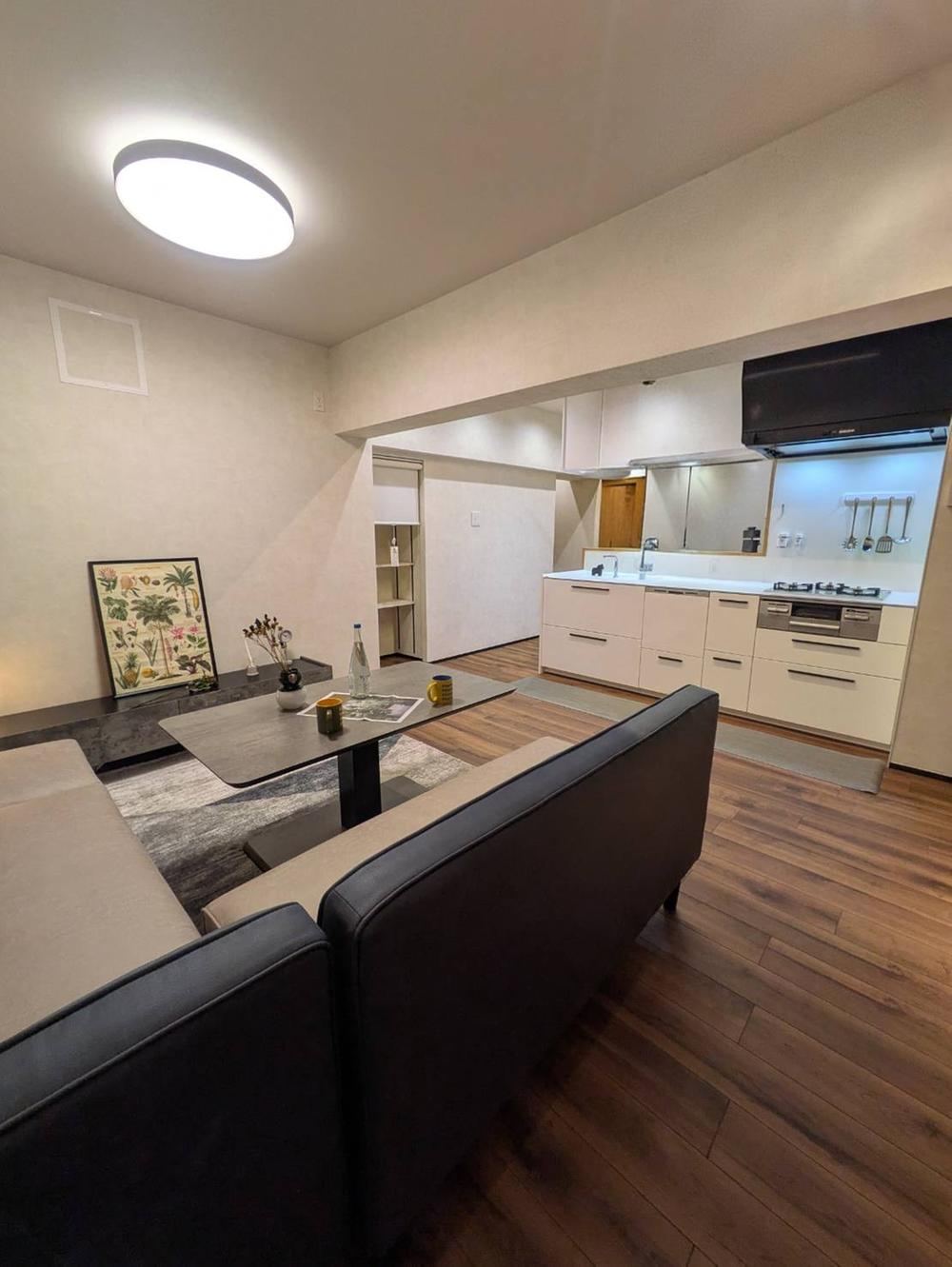 3LDK apartment in Suita, Osaka - Photo 1