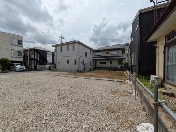 195 m² land in Asaka, Saitama - Photo 1