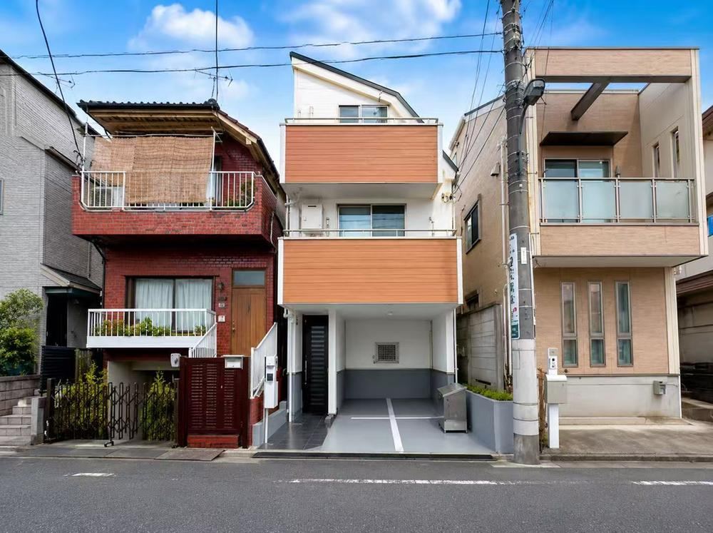 3LDK house in Toshima Ward, Tokyo - Photo 1