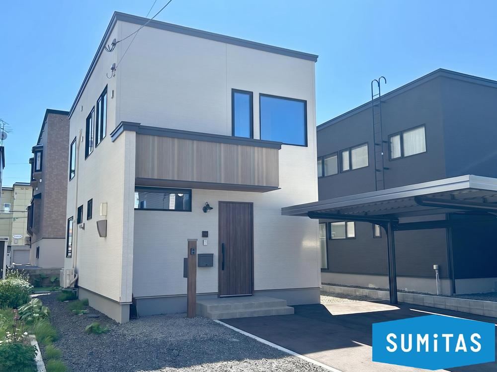 4LDK house in Kita Ward, Sapporo, Hokkaido - Photo 1