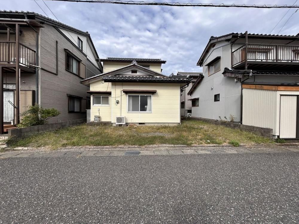 3LDK house in Tsuruga, Fukui - Photo 1