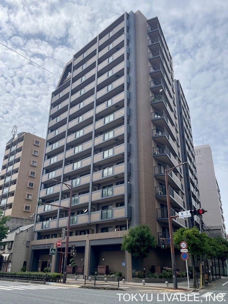 3LDK apartment in Chuo Ward, Fukuoka - Photo 1