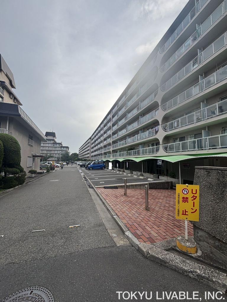 3LDK apartment in Mino, Osaka - Photo 1