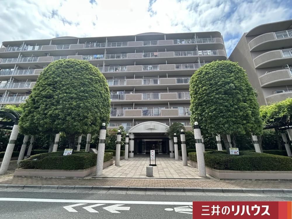 2LDK+S apartment in Nishitokyo, Tokyo - Photo 1