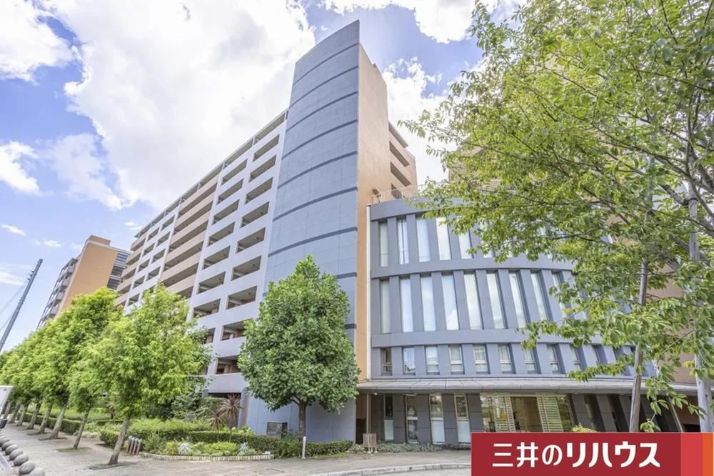2LDK apartment in Kanagawa Ward, Yokohama, Kanagawa - Photo 1