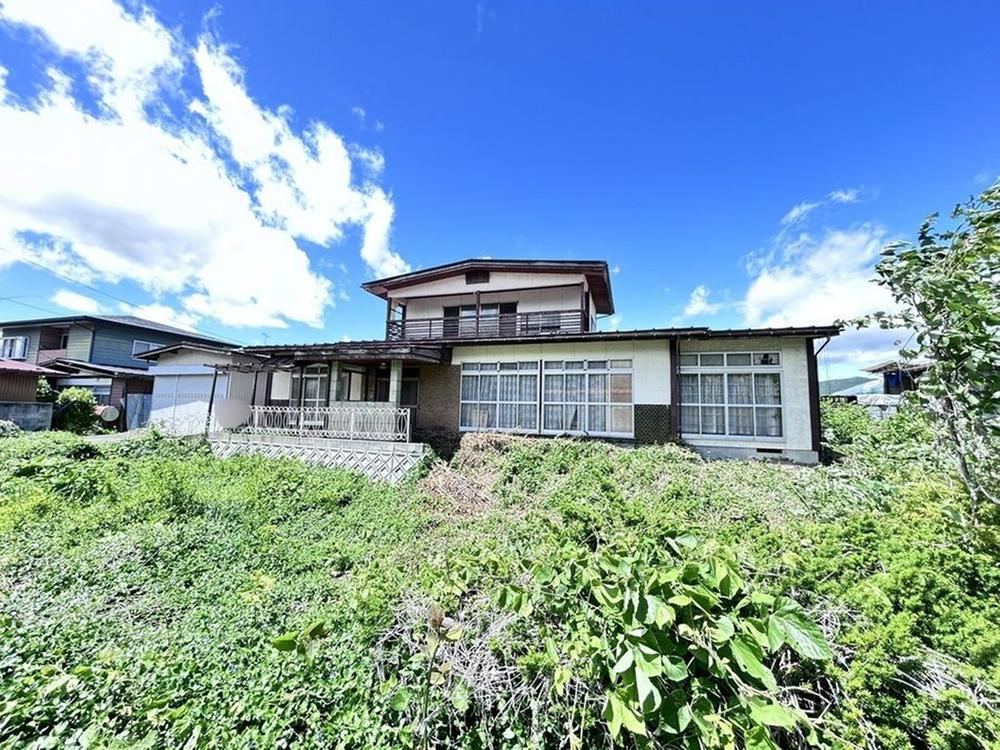 8DK house in Higashine, Yamagata - Photo 1
