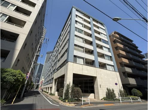 2LDK apartment in Chuo Ward, Tokyo - Photo 1