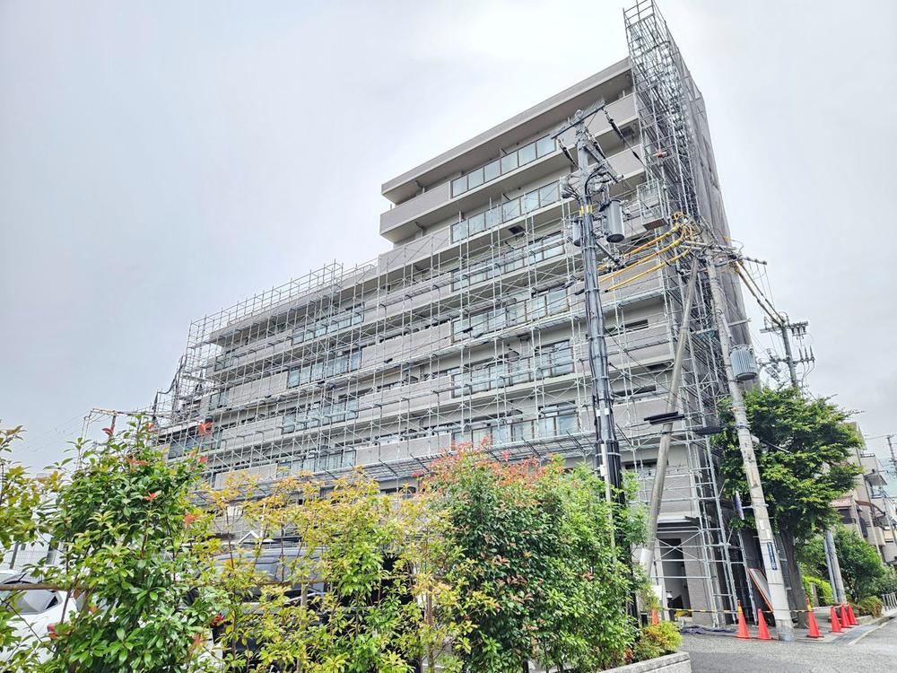 3LDK apartment in Higashinada Ward, Kobe, Hyogo - Photo 1
