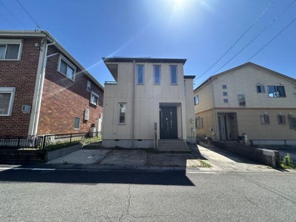 4LDK house in Chita, Aichi - Photo 1
