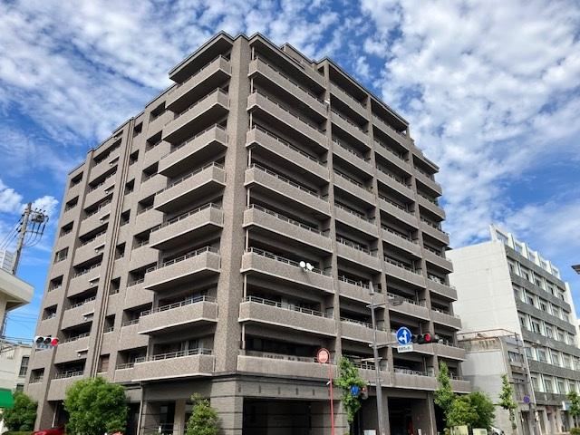 3LDK apartment in Tokushima, Tokushima - Photo 1