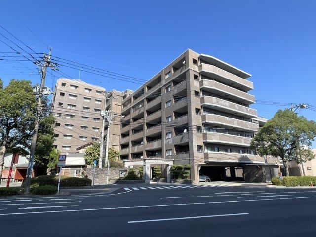 4LDK apartment in Yatsushiro, Kumamoto - Photo 1