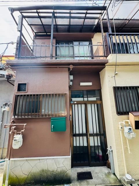 2LDK house in Matsubara, Osaka - Photo 1