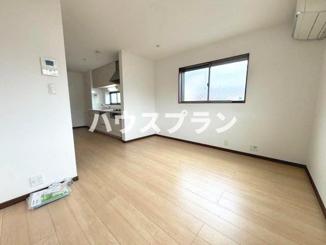3LDK house in Neyagawa, Osaka - Photo 1