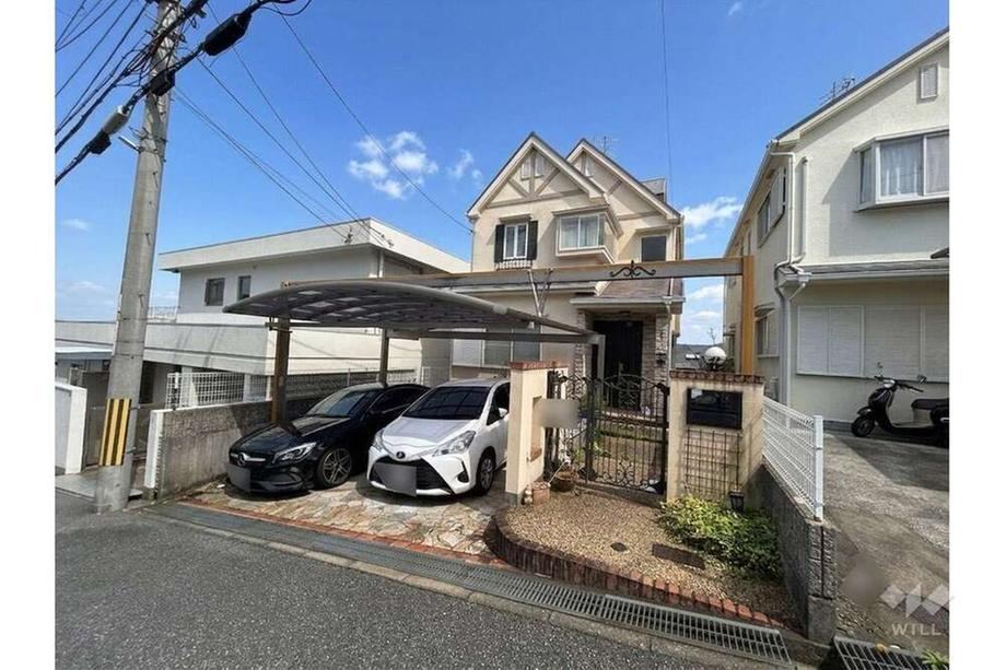 4LDK house in Takarazuka, Hyogo - Photo 1