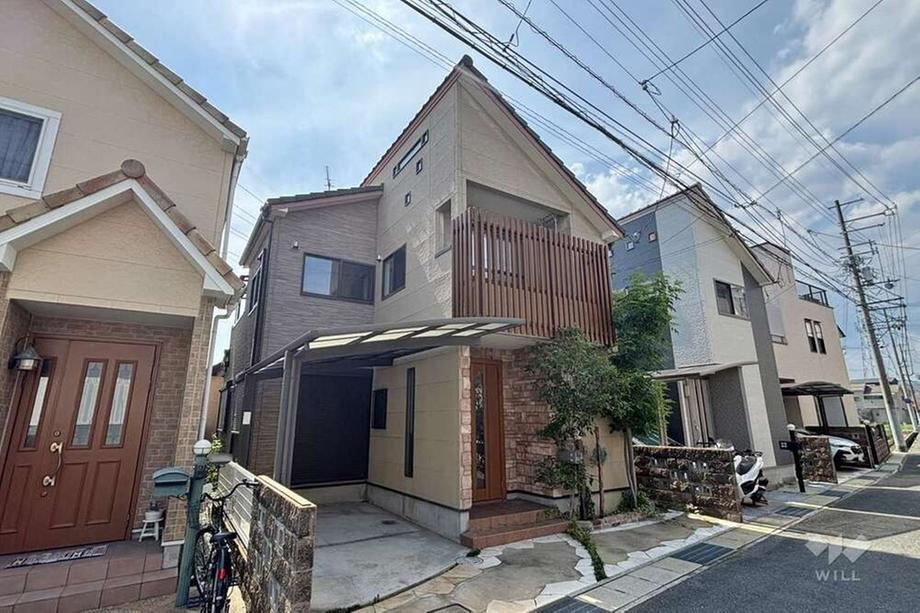 4LDK house in Itami, Hyogo - Photo 1