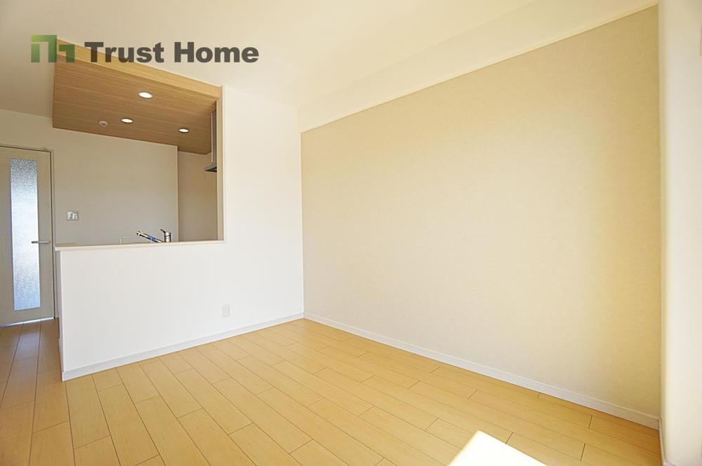 2LDK apartment in Nishiyodogawa Ward, Osaka - Photo 1