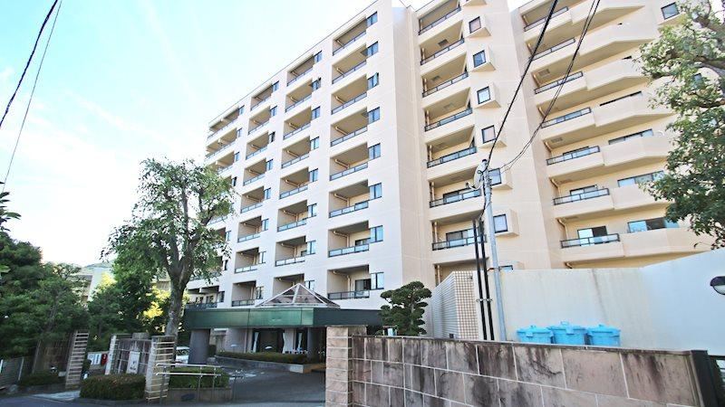 2LDK apartment in Atami, Shizuoka - Photo 1