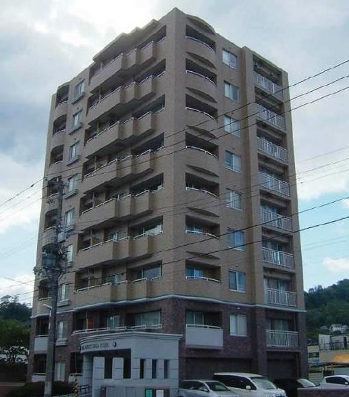 4LDK apartment in Otaru, Hokkaido - Photo 1