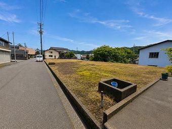 plot of land in Kaga