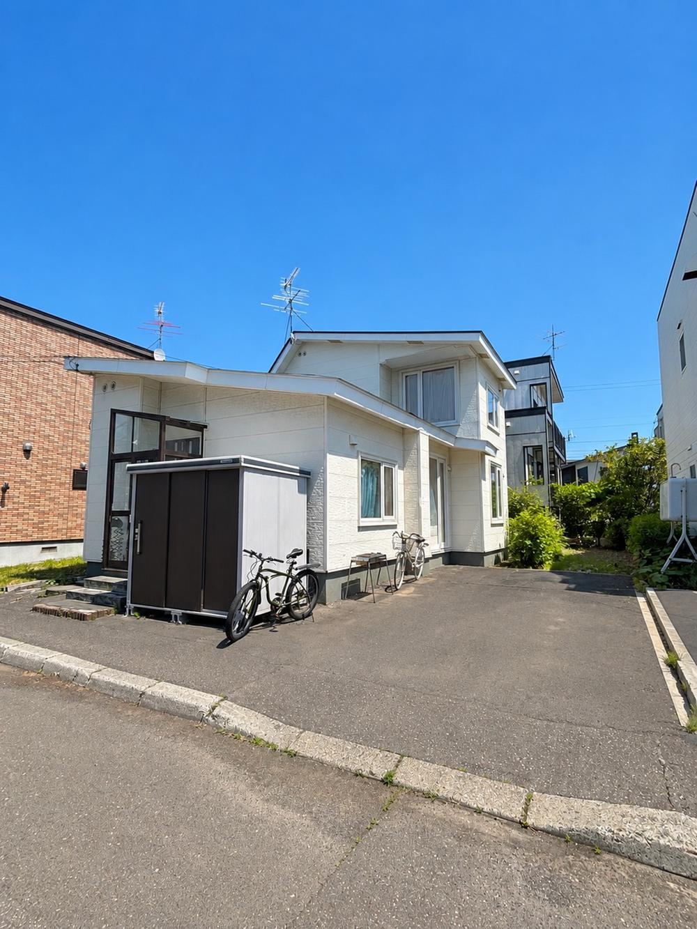 4LDK house in Kita Ward, Sapporo, Hokkaido - Photo 1
