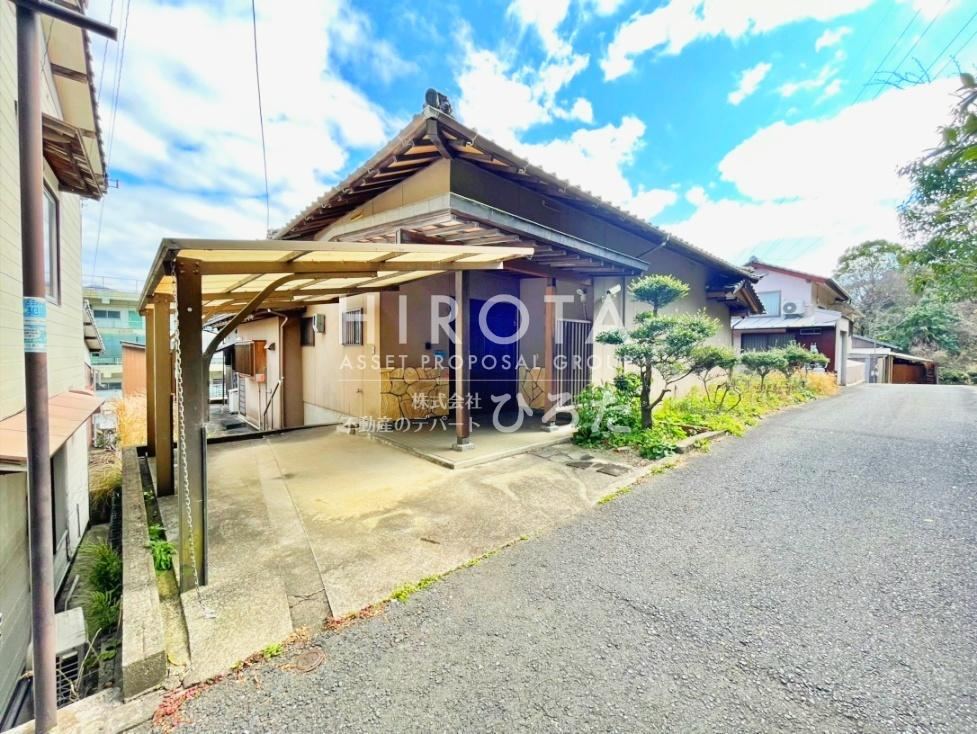 4LDK house in Yahatanishi Ward, Kitakyushu, Fukuoka - Photo 1