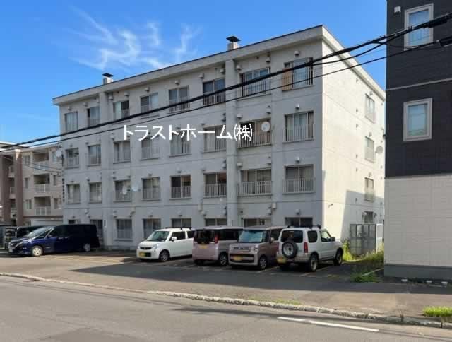 2LDK apartment in Toyohira Ward, Sapporo, Hokkaido - Photo 1