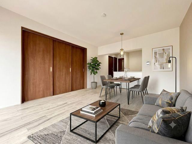 3LDK apartment in Saiwai Ward, Kawasaki, Kanagawa - Photo 1