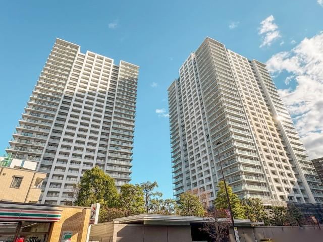 3LDK apartment in Omiya Ward, Saitama - Photo 1
