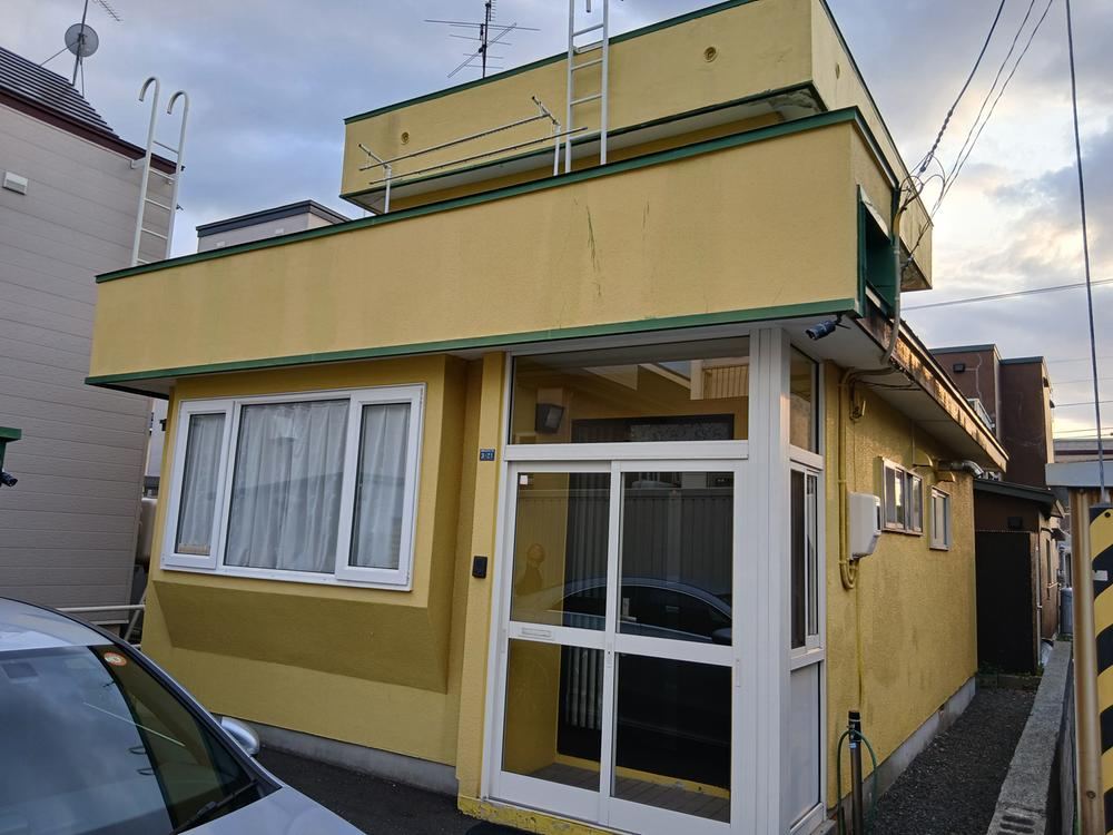 3LDK house in Kita Ward, Sapporo, Hokkaido - Photo 1