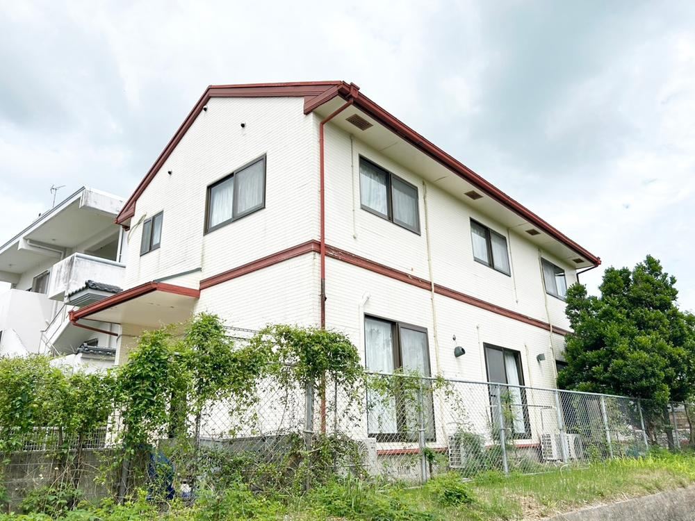 4LDK house in Nago, Okinawa - Photo 1