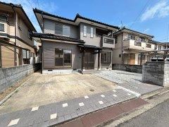4LDK house in Takamatsu, Kagawa - Photo 1