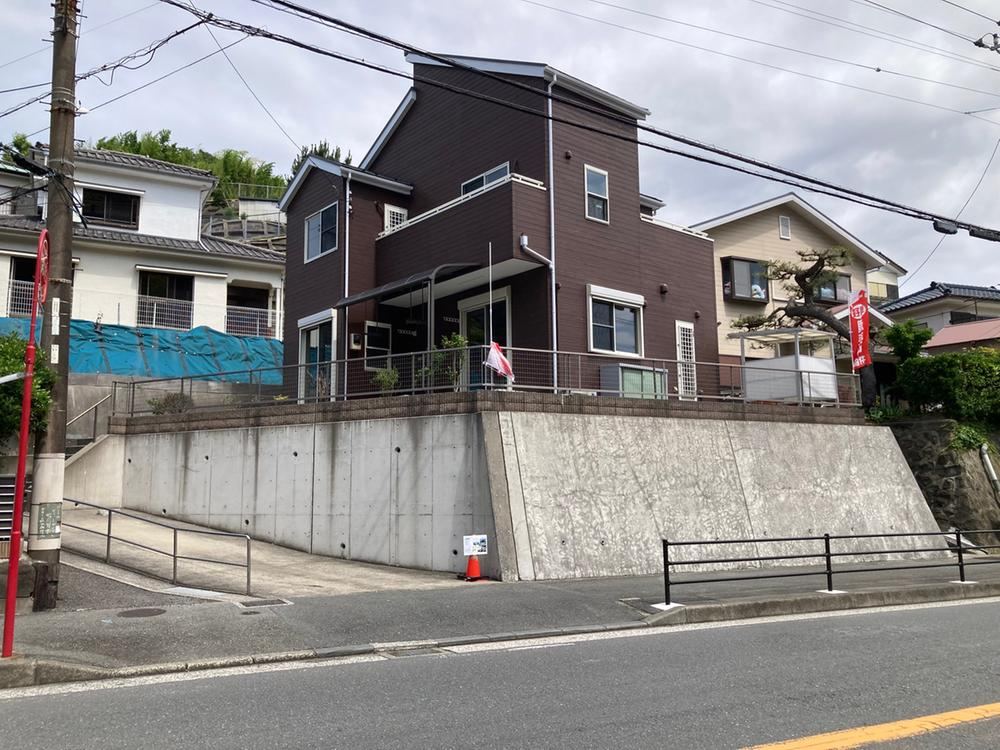 4LDK house in Yokosuka, Kanagawa - Photo 1