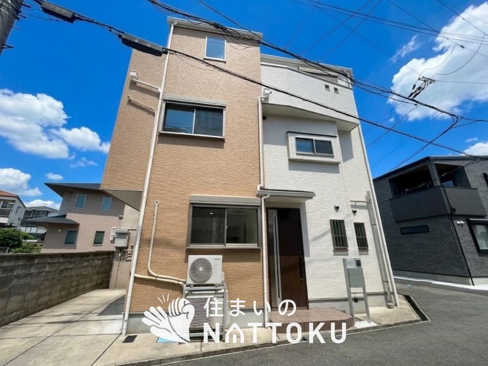 3LDK house in Neyagawa, Osaka - Photo 1