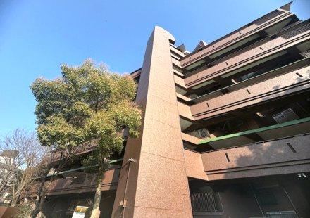 2LDK+S apartment in Chuo Ward, Kumamoto - Photo 1