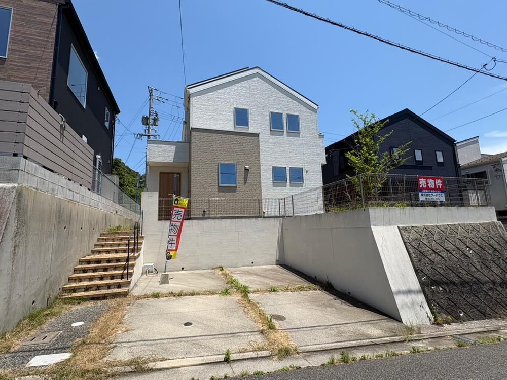 4LDK house in Asaminami Ward, Hiroshima - Photo 1