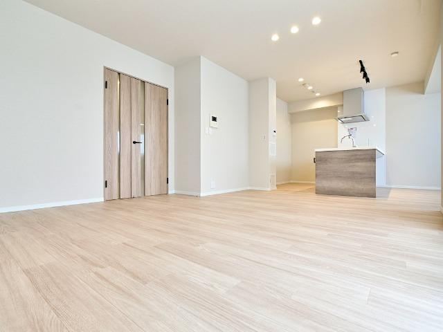 3LDK+S apartment in Jonan Ward, Fukuoka - Photo 1