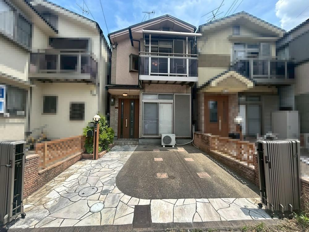 4LDK house in Fushimi Ward, Kyoto - Photo 1