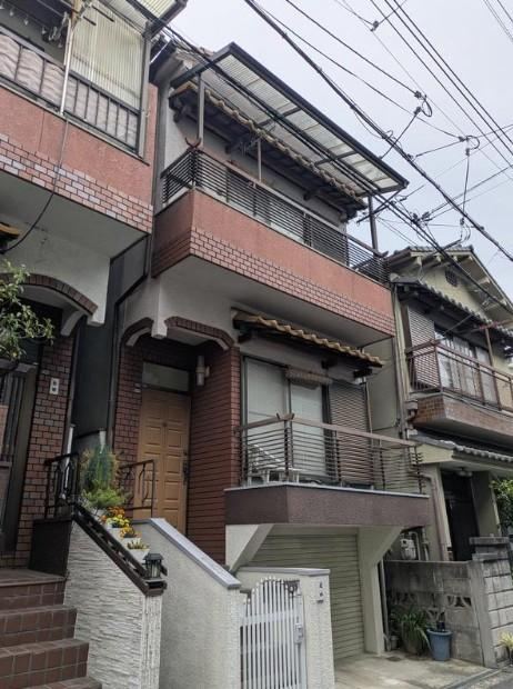 3LDK house in Neyagawa, Osaka - Photo 1