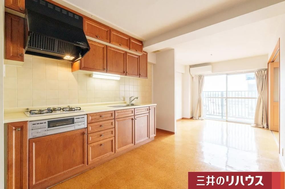 1LDK apartment in Shibuya Ward, Tokyo - Photo 1