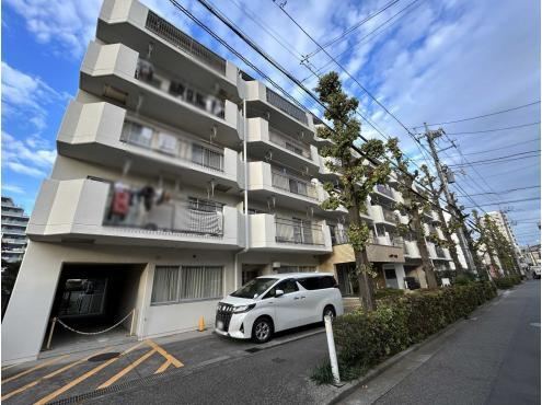 3LDK apartment in Itabashi Ward, Tokyo - Photo 1